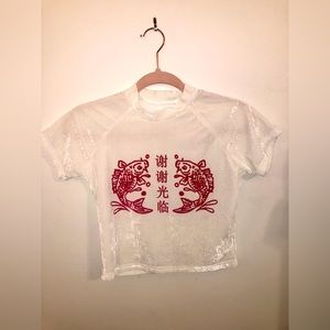 💮 Verano Mujer Koi Fish & Chinese Character Graphic Velvet Crop Top. Size XS/S.